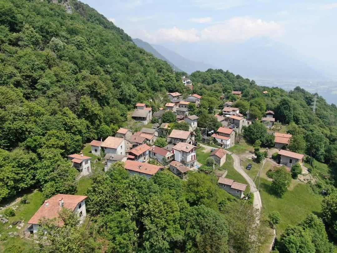 Casa Bucaneve&Ciclamino Gravedona Exterior foto