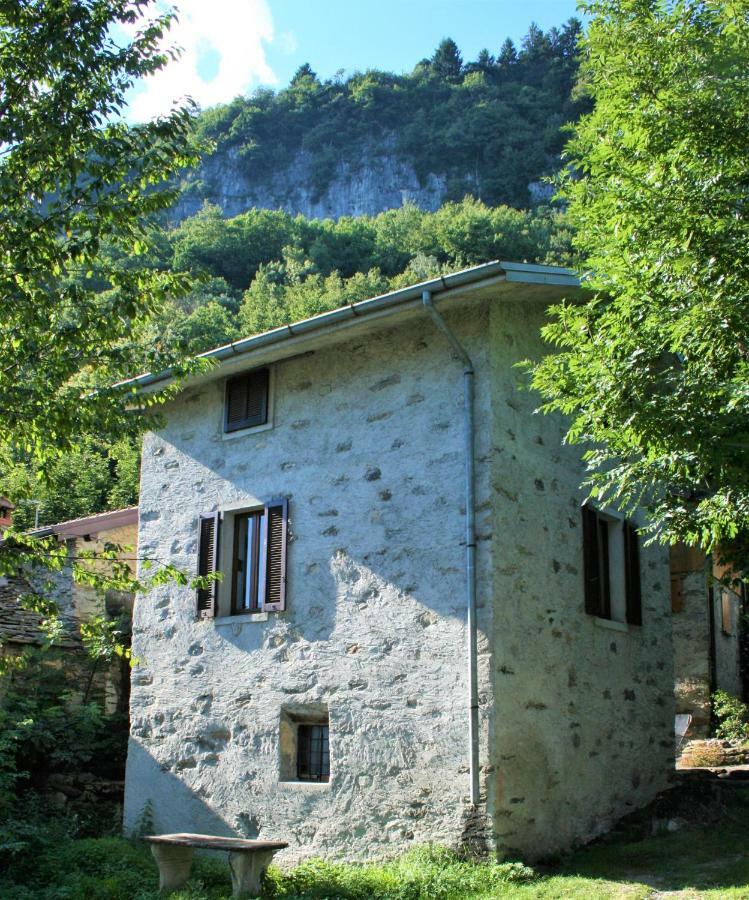Casa Bucaneve&Ciclamino Gravedona Exterior foto